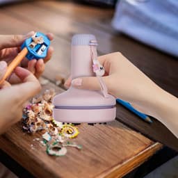 Tafelstofzuiger Mini - Bureau Schoonmaker - Snel Opruimen - Oplaadbaar Draadloos - 8.7 x 8.7 x 12 cm - Roze — thumbnail 3
