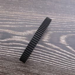 Dailygoods- Distributieriem 77 Tanden - Aandrijfriem Rubber - 3 mm Tandhoogte - 10 mm Breedte - 231 mm Omtrek - Sluitlus — thumbnail 4