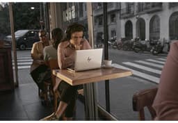 HP EliteBook 6 G1i AI - AD3Q6ET#ABH - QWERTY — thumbnail 4