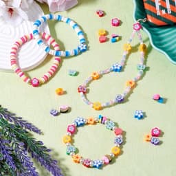 Set van 200 vlinderkralen van polymeerklei en klei in diverse kleuren, ideaal voor het maken van unieke DIY sieraden en creatieve projecten — thumbnail 2