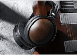 FIIO FT1 - Beech — thumbnail 4
