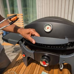 Landmann Pantera 1.0 Gas BBQ - Compact & Draagbaar - Gietijzeren Roosters - Zwart - Gasbarbecue - BBQ Gas — thumbnail 3