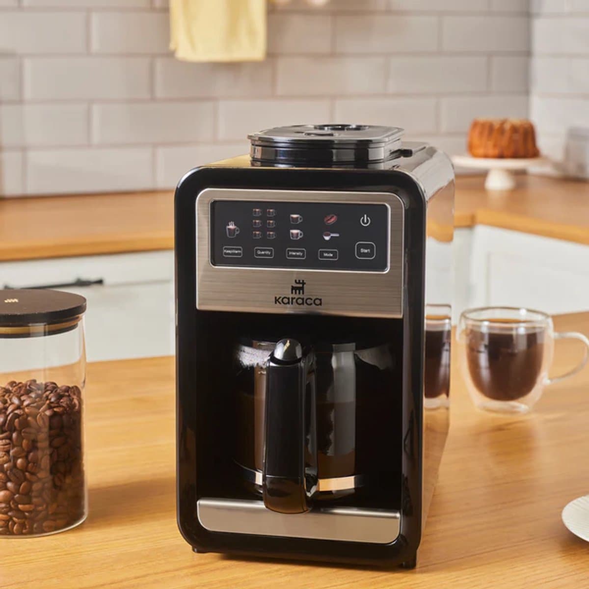 Karaca Grindbrew Pro - Filter Koffiemachine met Bonenmaler – 0,85L – 6 Kopjes – Touchscreen – 640W — afbeelding 1