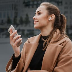 Tech Essentials FlexBeat - Draadloze Oordopjes met Active Noise Cancelling - Bluetooth 5.4 - In Ear Sport Oortjes voor Hardlopen - Microfoon - Earbuds met Oplaadcase - Wit — thumbnail 2