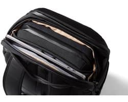 Bellroy Transit Workpack 20L - Geschikt voor 16 Laptop – Waterafstotende Stof – Doorgang voor Bagage - Zwart