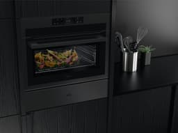 AEG KME768080T - Combi-oven - 43 liter - 1000 Watt magnetron - Mat zwart — thumbnail 3
