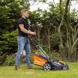 Draadloze Grasmaaier – Accumaaier – Elektrische Grasmaaier – Gazonmaaier – Accugrasmaaier – Borstelloze Motor – 40V Lithium-Ion Accu Met Snellader – Maaibreedte 37 cm — thumbnail 2