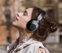 Creative Zen Hyrbid Pro Draadloze over-ear hoofdtelefoon met Bluetooth 5.3, geschikt voor Bluetooth LE-Audio (zwart) — thumbnail 4