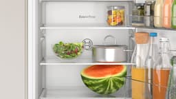 Bosch KIR31NSE0 - Serie 2 - Inbouwkoelkast - 102.1 x 54.1 cm Sleepdeur - Multi Box XXL: een extra ruime lade voor groente en fruit — thumbnail 13