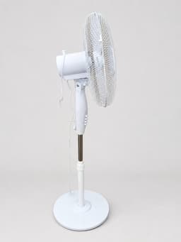 Staande Ventilator 40 cm – 50W – 3 Snelheden – 3 bladenIn Hoogte Verstelbaar * iameter: 40 cm * Vermogen: 50 Watt * Hoogte: verstelbaar tot 125 cm * Snelheden: 3 standen * Oscillatiefunctie: Ja — thumbnail 4