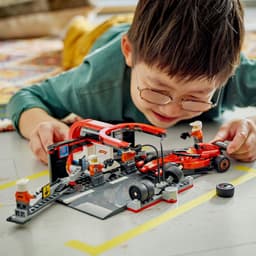 LEGO City - F1 pitstop en pitcrew met Ferrari auto Constructiespeelgoed — thumbnail 5