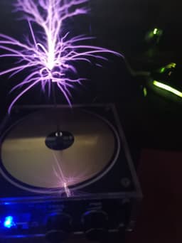 Tesla Coil - Tesla Coil Music - Tesla Coil Speaker - Muziek Speaker - Bluetooth - Verstelbare Bliksem - Elektrische Speaker — thumbnail 2
