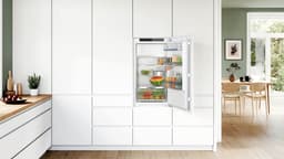 Bosch KIL32VFE0 - Serie 4 -Inbouw koelkast met vriesvak 102.1 x 54.1 cm - Vlakscharnier -Multi Box XXL: een extra ruime lade voor groente en fruit - Led verlichting - SuperKoelen koelt nieuwe etenswaren in de koelkast sneller — thumbnail 5