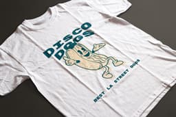 Shirt - Disco dogs - Wurban Wear | Grappig shirt | Dieet | Unisex tshirt | Fast food | Airfryer | Sport | Verwenpakket | Wit — thumbnail 3