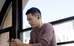 JBL Quantum 50 - Bedrade Oordopjes met Microfoon - 3.5 mm In-ear Headset voor iPhone, Samsung, PS5, Xbox & Laptop - Gaming & Dagelijks Gebruik - Zwart — thumbnail 11