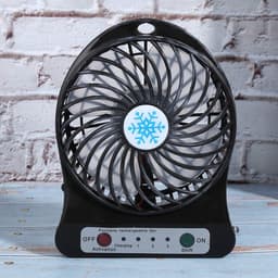 SPHProducts - Mini Tafelventilator - Draagbaar - USB Oplaadbaar - Zwart - Stil en Efficiënt - 3 Snelheden - Geschikt voor Thuis en Kantoor - Compact Model — thumbnail 5