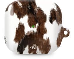 xoxo Wildhearts hoesje geschikt voor AirPods 4 - Midnight Rodeo - Ook als telefoonhoesje verkrijgbaar - schokbestendige case - koptelefoonhoes - Hoesje met dierenprint - Stier - Bruin / Beige