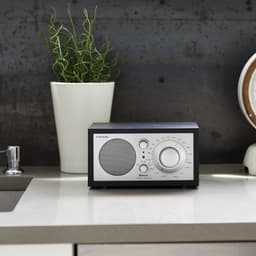 Tivoli Audio - Model One BT - FM/AM Radio met Bluetooth - Zwart/Zilver — thumbnail 4