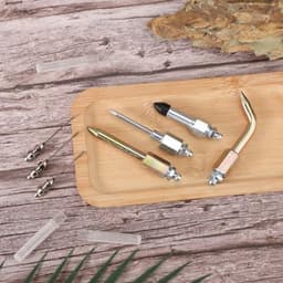 7-delige set vetspuitaccessoires, inclusief 3 vetspuitmonden, 1 naalddispenser, rubberen afdichtingsnippel, rechte spuitmond, 1 gebogen naald voor kleine en gesloten ruimtes — thumbnail 3