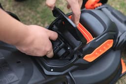Accu Grasmaaier 33 cm Maaibreedte met Hoogteverstelling 20-60 mm en 30L Opvangzak — thumbnail 5