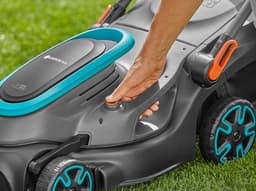 GARDENA PowerMax 37/36V P4A solo Grasmaaier Accu Zonder accu, Zonder lader, In hoogte verstelbare greep 18 V Snijbreedt — thumbnail 2