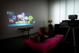 Lenco Beamer - Full HD 1080P - Projector met Bluetooth - LPJ-700BKGY Mini Beamer - Zwart — thumbnail 5