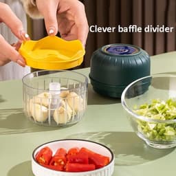 Mini Keuken Chopper - Draadloze Hakker - Snel Ingrediënten Snijden - USB Oplaadbaar - 250 ml - Wit — thumbnail 5