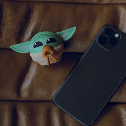 Bitty Boomers - Star Wars - The Mandalorian - Grogu The Child met kikker BT Speaker 4 cm — thumbnail 5
