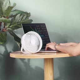 Kleine kamerluchtcirculatieventilator, 2 snelheden, verstelbare kop, tafelventilator voor bureau, nachtkastje — thumbnail 2