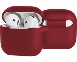 Case - Geschikt voor Apple AirPods 4 - Siliconen Hoes met Clip - Silicone Hoesje Cover - Donkerrood