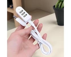 3-in-1 multifunctionele USB-adapter: opladen, gegevensoverdracht, nachtlampje, mini-ventilator en kaartlezer; compatibel met een breed scala aan USB-apparaten.