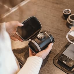 Draagbare Espressomachine voor Professioneel Gebruik - Handmatig Bediening, Compact Ontwerp, Ideaal voor Reizen — thumbnail 3