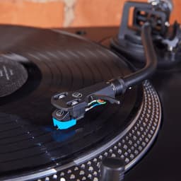 Audio Technica AT-VM95C/H MM cartridge gemonteerd op headshell, sferische stylus — thumbnail 4