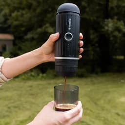 Mestic MK-90 - Draagbare Koffiezetter - 19 Bar - Geschikt voor Cups en Gemalen Koffie - Met Oplaadbare Accu — thumbnail 5