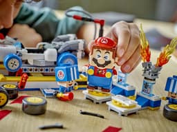Lego Super Mario 72035 Mario Kart – Toads Garage Bouwstenen — thumbnail 4