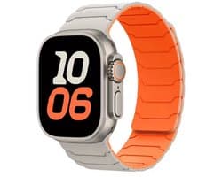 Sterrenlicht oranje horlogebandje smartwatch dames en heren magnetisch sport siliconen band Geschikt voor Apple Watch 38 mm / 40 mm / 41 mm / 42 mm (serie 10 / 11) tweekleurig sportief ontwerp vervangende watch band