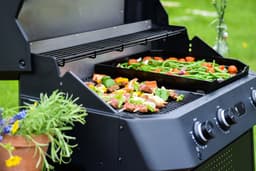 Cozze® G-800 Combo Plancha Grill BBQ - 3 Gasbranders - Gas BBQ & Plancha voor Buiten Koken - Grote Bakplaat - 30 mbar - Outdoor Cooking Station — thumbnail 5