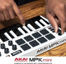 Akai Professional MPK Mini MK3 - 25 toetsen USB MIDI-keyboardcontroller met 8 verlichte drumpads, 8 knoppen, muziekproductiesoftware en Native Instruments Sound Package (NKS-integratie), Wit — thumbnail 5