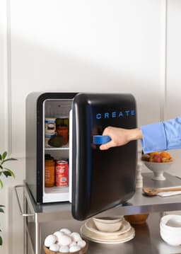 CREATE - Koelkast in retrostijl - Zwart - Handvat Kobaltblauw - FRIDGE RETRO 48L — thumbnail 4