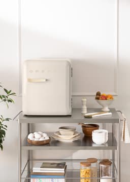 CREATE - Koelkast in retrostijl - Gebroken wit - Handvat Zand - FRIDGE RETRO 48L — thumbnail 4