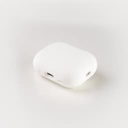 Hoesje voor de AirPods Pro 3 in de kleur Wit - TCH - Beschermhoes - Siliconen - Case - Soft case — thumbnail 1