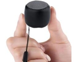 Mini Bluetooth Speaker met Deep Bass – Aluminium Behuizing – Sensor TWS Pairing – TF-kaart – Compact & Draagbaar Zwart