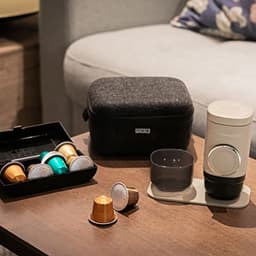 Beschermhoes en Accessoires voor Minipresso NS2 - Compleet met Capsuledoos, Onderzetter en Handdoek — thumbnail 4