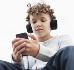iPad Koptelefoon Kinderen - Hoofdtelefoon Kids Verstelbaar - On-Ear Volumebegrenzing - Zwart — thumbnail 4