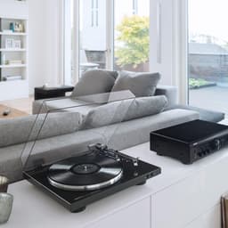 Denon DP300FBKE2 platenspeler 33 en 45 toeren en met phono-versterker. — thumbnail 2