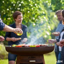 ASH - Horizon - Cortenstaal - Buitenkoken - Plancha Bakken - Plancha BBQ - Buitenkeuken - Met houtopslag - Roest - Vuurschaal met kookopties — thumbnail 5