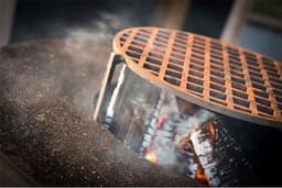 White Fire BBQ Barbecue/Vuurschaal Met Rooster — thumbnail 2
