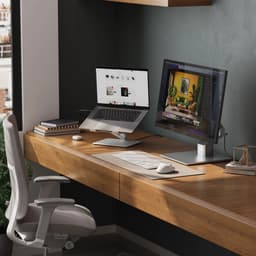 Alogic Clarity 27 Monitor met PD en fold stand (5K/65W) – Resolutie Tot 5120x2880@60Hz – 100% sRGB Kleurbereik Dekking – Tot 65W USB-C PD Stroomvoorziening - Grijs — thumbnail 2