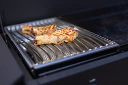 Cozze® Combo 900 Gas BBQ Grill – Infrarood Brander & Plancha – Buitenkeuken Module – 7,5 kW – Groot Plancha Oppervlak – Voor Grillen, Bakken & Sauteren — thumbnail 3