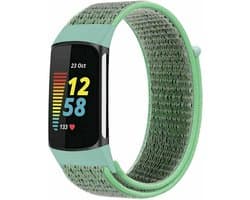 Nylon Smartwatch bandje - Geschikt voor Fitbit Charge 5 / Fitbit Charge 6 nylon bandje - mint - Strap-it Horlogeband / Polsband / Armband